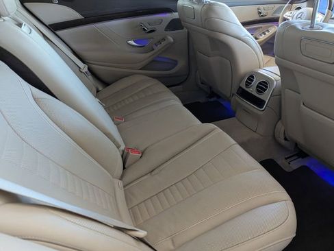 Used 2019 Mercedes-Benz S 560 Sedan image 15
