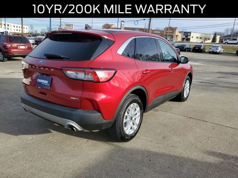 Certified 2020 Ford Escape SE image 4