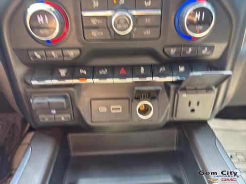 Used 2020 Chevrolet Silverado 3500 LTZ w/ LTZ Plus Package AWD/4WD image 21