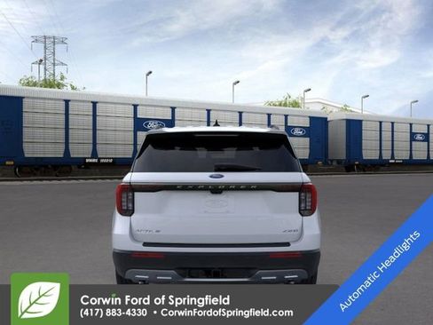 New 2026 Ford Explorer Active image 5