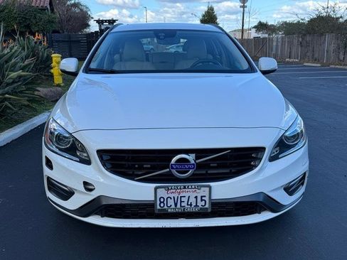Used 2018 Volvo V60 T5 Dynamic w/ Vision Package image 7