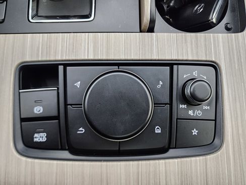 Used 2024 MAZDA CX-90 3.3 Turbo w/ Premium Package image 19