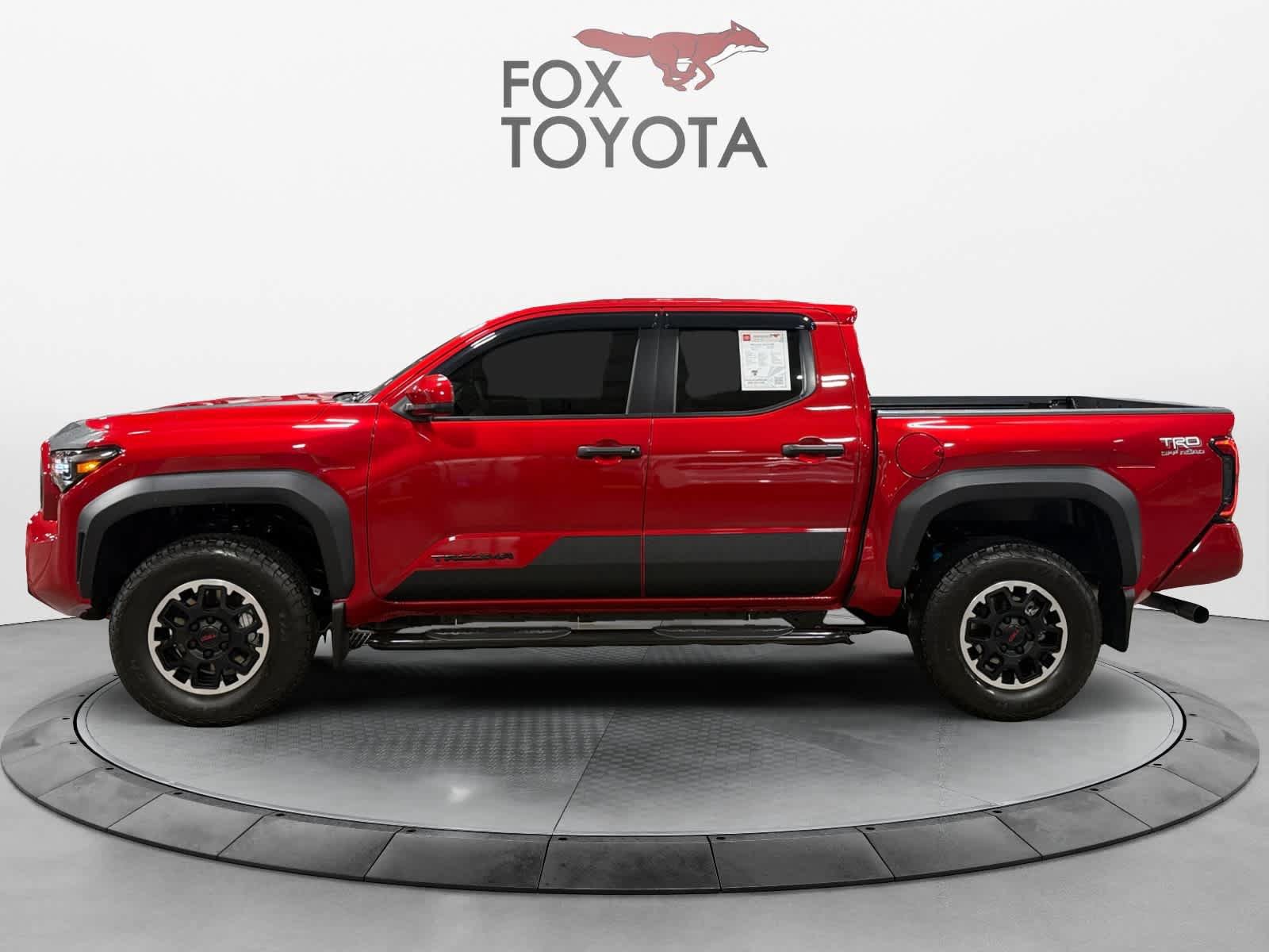 Used 2026 Toyota Tacoma TRD Off-Road AWD/4WD image 3