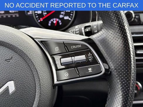 Used 2022 Kia Seltos SX w/ Sunroof Package image 22