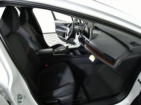 New 2026 Toyota Prius SE image 22