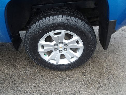 Used 2021 Chevrolet Colorado LT w/ LT Convenience Package image 21