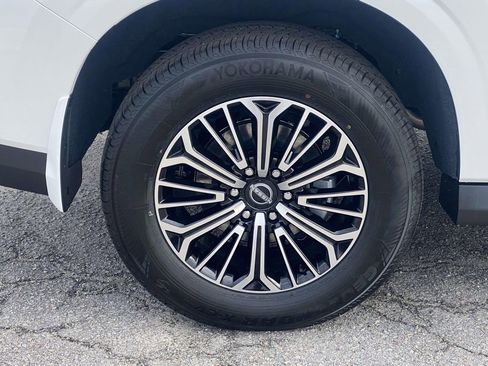 New 2026 Nissan Armada Platinum image 7