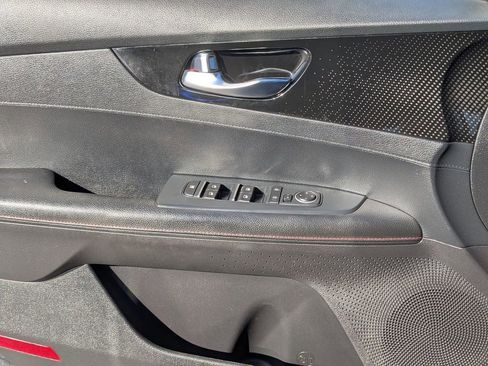 Used 2021 Kia Forte GT image 11