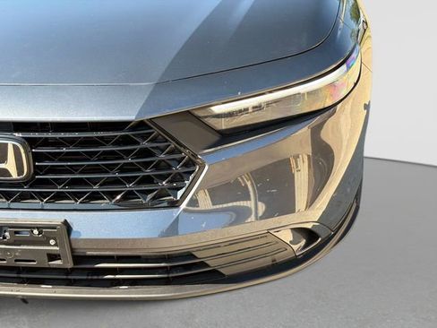 Used 2024 Honda Accord EX image 10