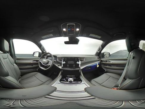 New 2026 Jeep Grand Wagoneer 4WD image 43