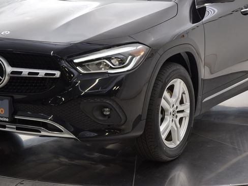 Used 2021 Mercedes-Benz GLA 250 4MATIC image 11