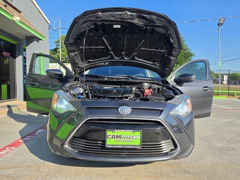Used 2017 Toyota Yaris iA FWD image 56