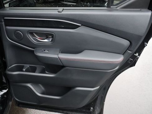 Certified 2025 Honda Pilot Black Edition image 14