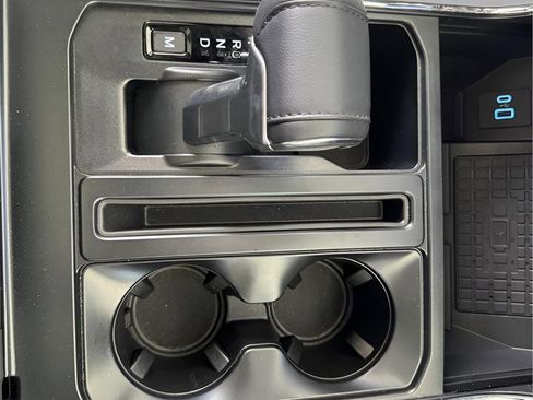 Used 2024 Ford F150 Lariat w/ Equipment Group 502A High image 27