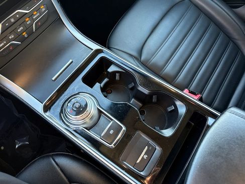 Certified 2019 Ford Edge SEL w/ Equipment Group 201A image 22