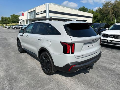 Used 2025 Kia Sorento SX Prestige AWD/4WD image 7
