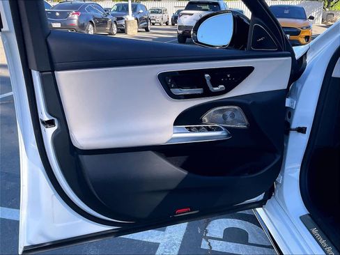 Used 2024 Mercedes-Benz E 450 4MATIC Sedan image 24