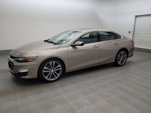 Used 2023 Chevrolet Malibu LT w/ Driver Confidence Package FWD image 2