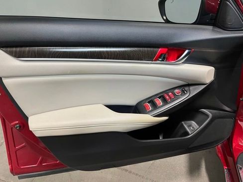 Used 2020 Honda Accord EX image 20