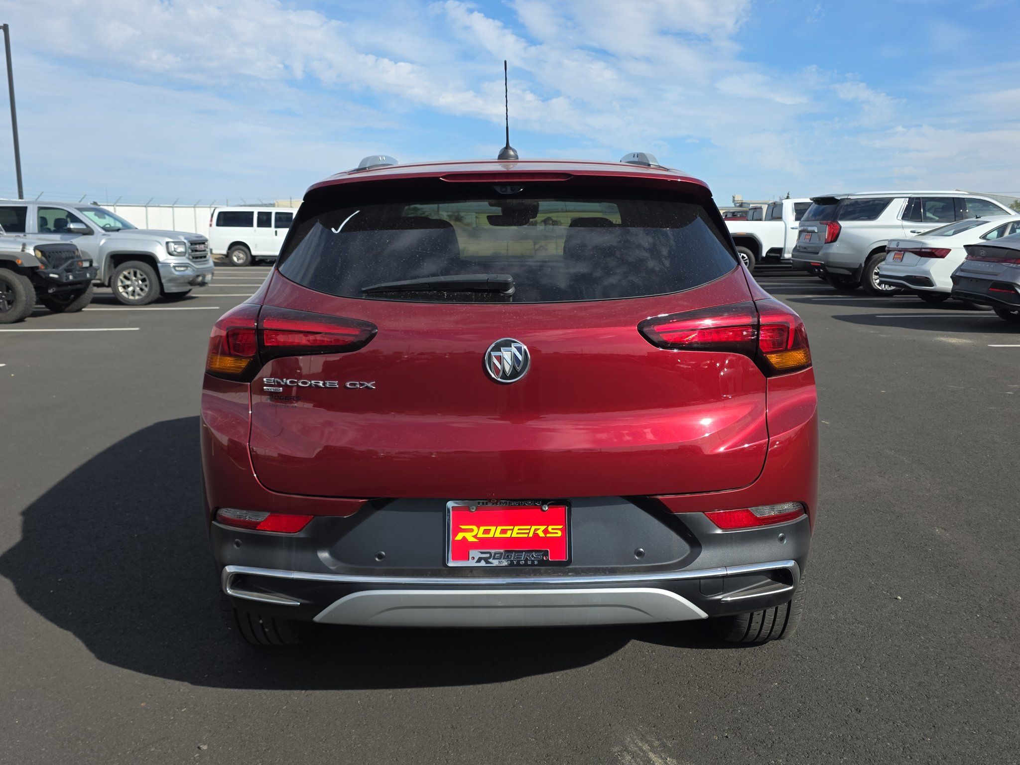 Used 2022 Buick Encore GX Essence w/ Advanced Technology Package AWD/4WD image 7