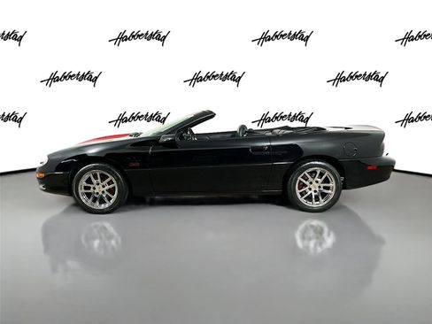 Used 2002 Chevrolet Camaro Z28 w/ SS Performance/Appearance Pkg image 8