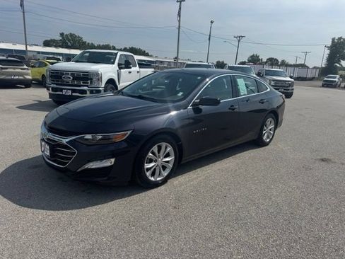Used 2022 Chevrolet Malibu LT FWD image 1