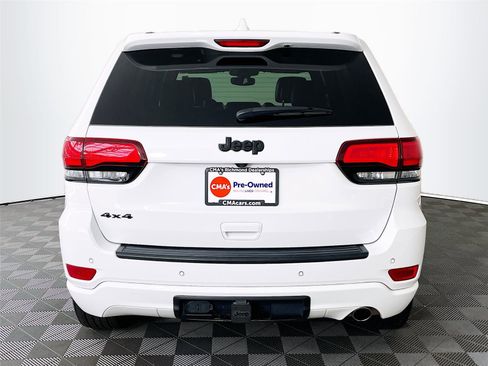 Used 2022 Jeep Grand Cherokee Laredo X AWD/4WD image 7