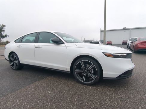 New 2026 Honda Accord SE image 2
