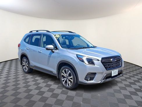 Used 2023 Subaru Forester Limited AWD/4WD image 1