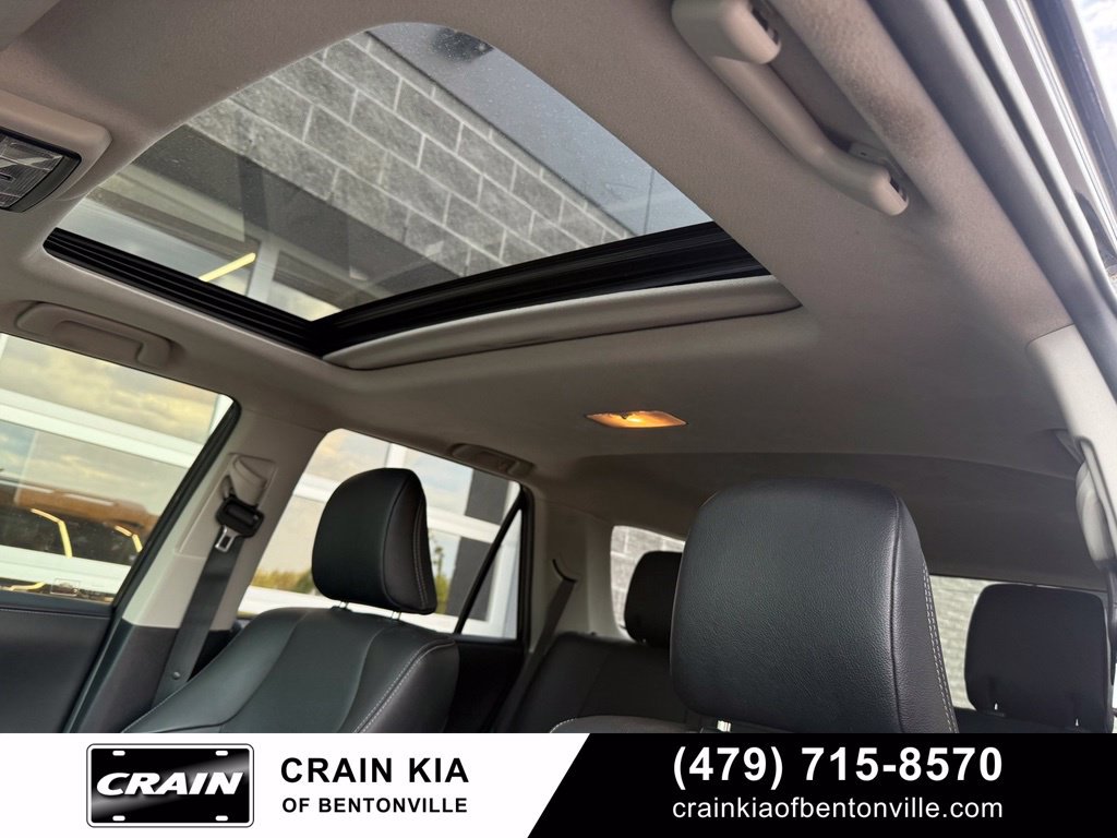 Used 2021 Toyota 4Runner Limited AWD/4WD image 22