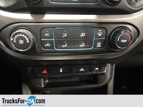 Used 2017 Chevrolet Colorado LT w/ Redline Special Edition image 18