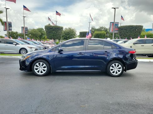 Used 2024 Toyota Corolla LE FWD image 7