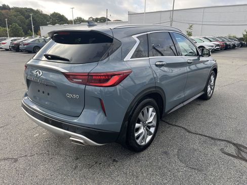 Certified 2022 INFINITI QX50 Essential image 3