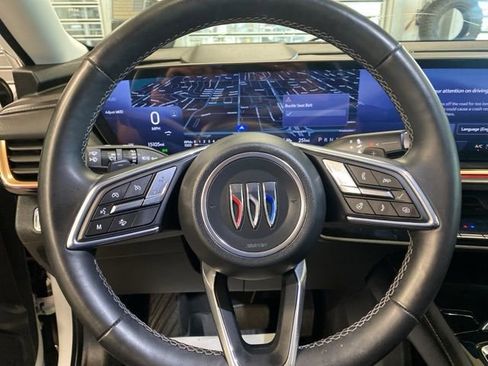 Certified 2024 Buick Envision Avenir image 15