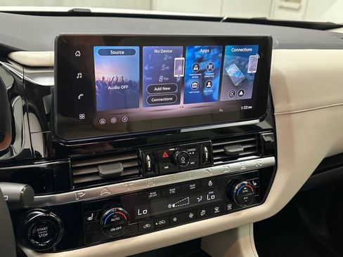 New 2026 Nissan Pathfinder SL w/ SL Premium Package (P04) AWD/4WD image 12