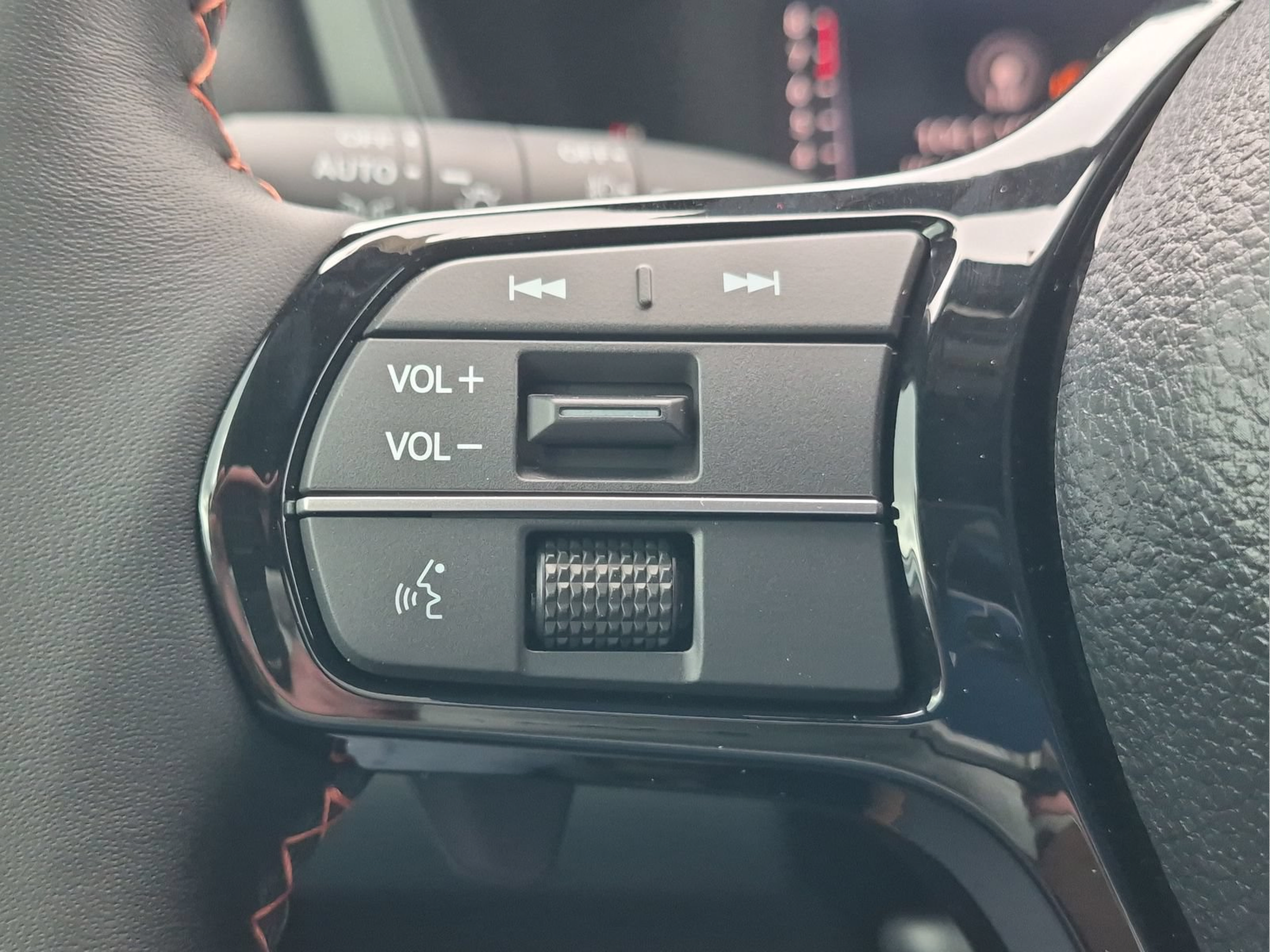 New 2026 Honda Pilot Sport image 13