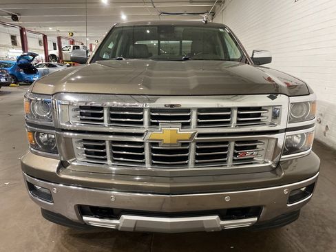 Used 2015 Chevrolet Silverado 1500 LTZ Z71 w/ LTZ Plus Package image 8