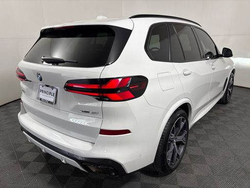 Certified 2024 BMW X5 sDrive40i w/ M Sport Package RWD image 5