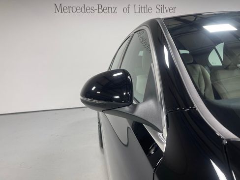 Used 2025 Mercedes-Benz C 300 4MATIC Sedan image 12
