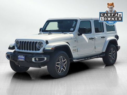 Used 2024 Jeep Wrangler Unlimited Sahara AWD/4WD image 8