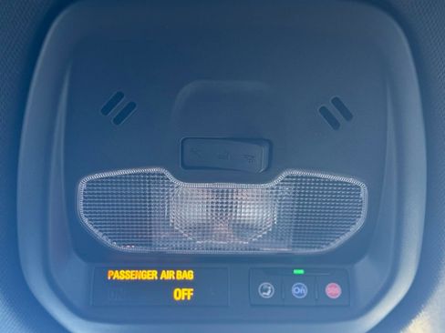 Used 2024 Buick Envista Sport Touring w/ Convenience I Package image 20