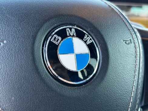 Used 2022 BMW X5 sDrive40i w/ Premium Package image 14