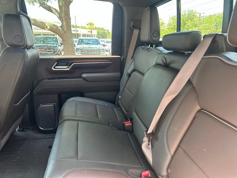 Used 2024 GMC Sierra 2500 Denali w/ Denali Reserve Package AWD/4WD image 11
