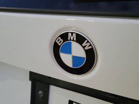 Used 2023 BMW X1 xDrive28i image 6