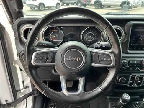 Used 2023 Jeep Wrangler Unlimited Sahara w/ Cold Weather Group AWD/4WD image 26