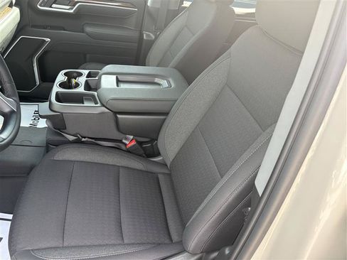 New 2026 Chevrolet Silverado 1500 RST AWD/4WD image 9