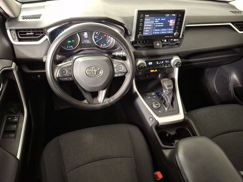 Used 2021 Toyota RAV4 XLE w/ Convenience Package AWD/4WD image 2