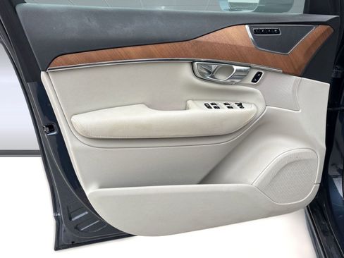 Certified 2022 Volvo XC90 T8 Inscription Expression image 21