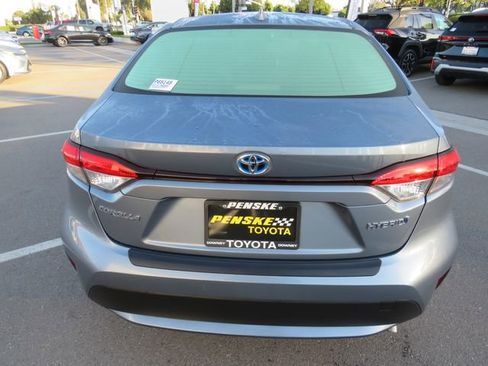 Certified 2021 Toyota Corolla LE w/ Protection Package (TMS) image 12