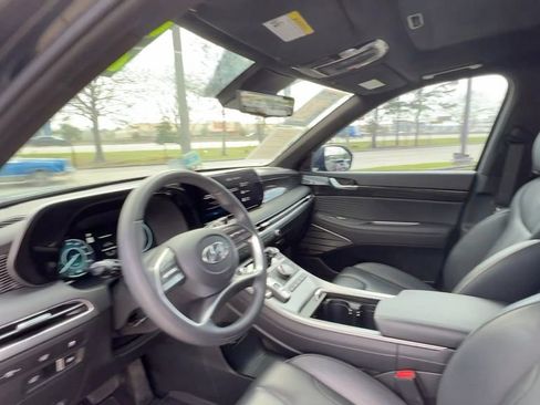 Used 2023 Hyundai Palisade Calligraphy image 36